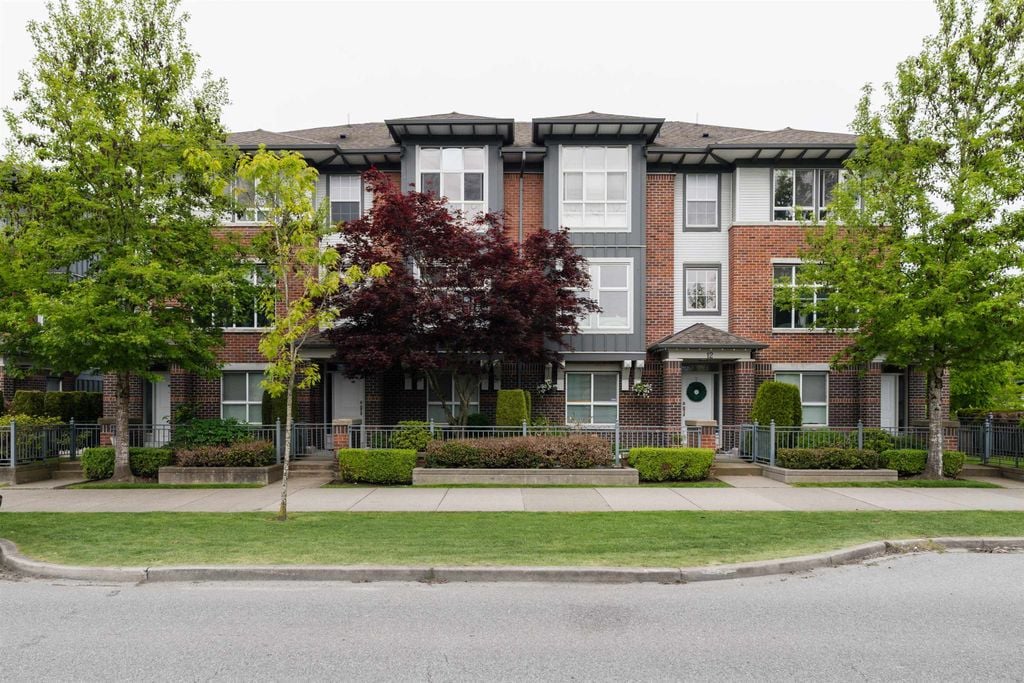 18777 68a Ave, #11
