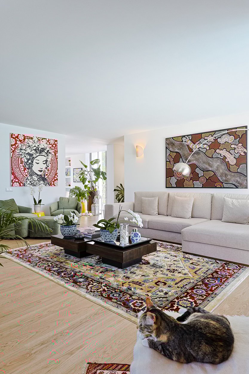 “The Green Villa” – Elegant Luxury Villa with Pool in Carnaxide, Oeiras