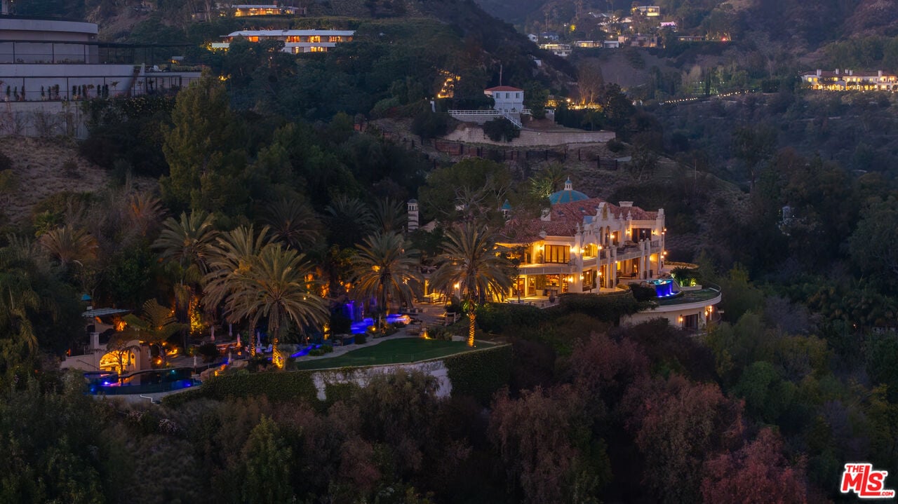 Monarch Heights, Westwanda Dr, 90210