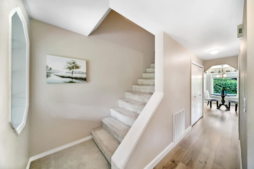 3055 NW Colonial Lane