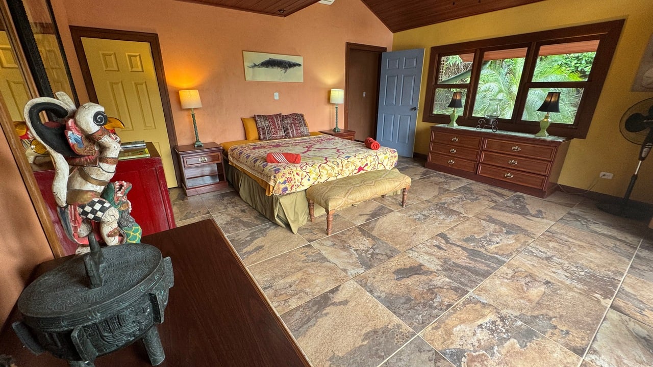 12 Room Hotel in Uvita with Ocean View Expansion Land