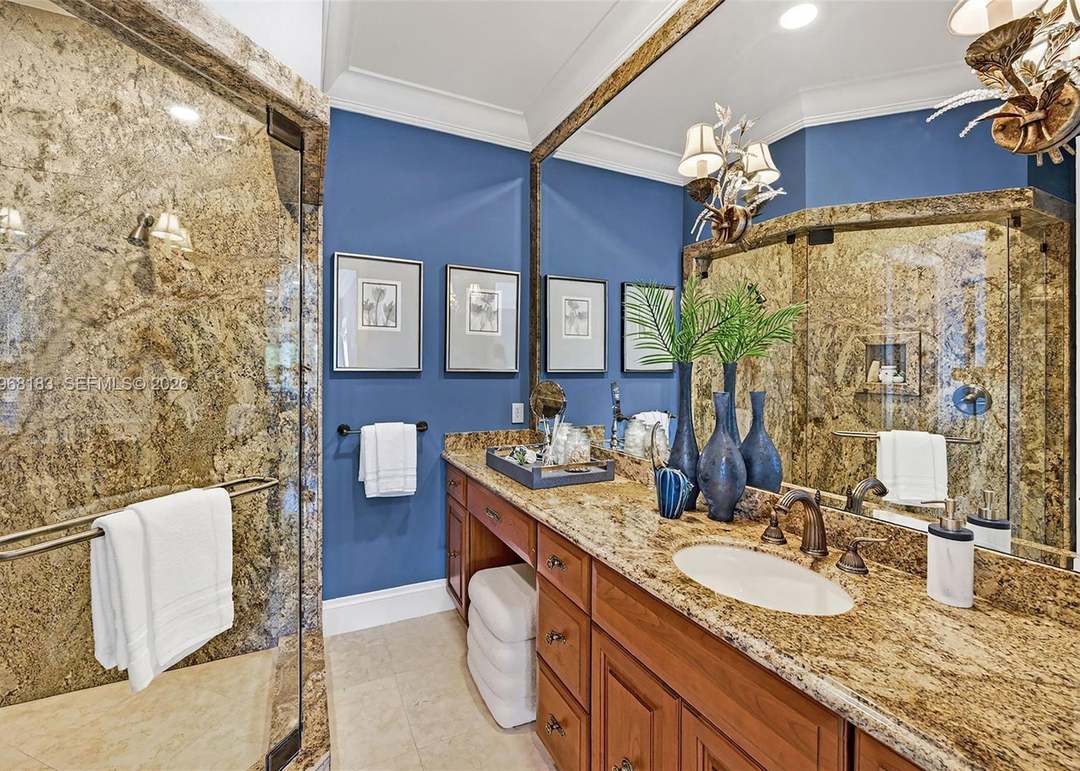 628 Coral Way