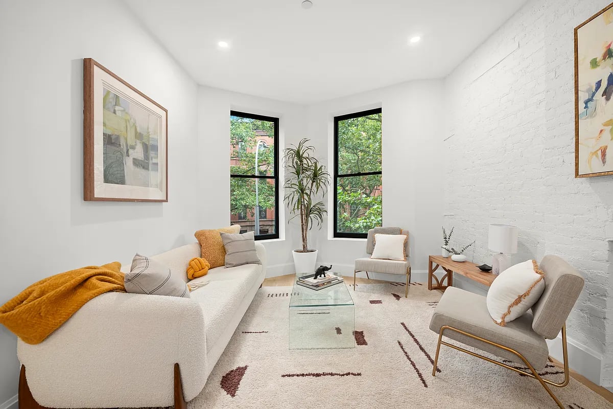 353 6th Avenue #2