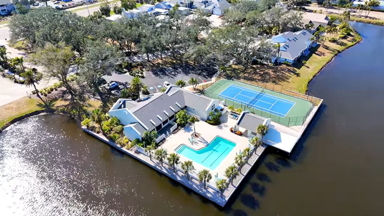 11124 Sanctuary Dr, Bradenton, FL 34220