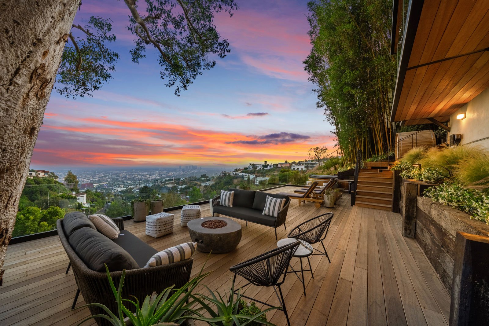 Hollywood Haven ⛰️