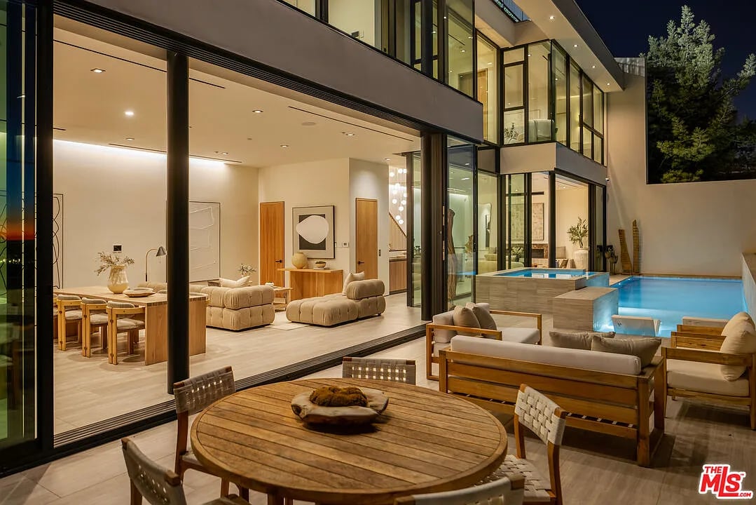 Hollywood Blvd Tennis Estate