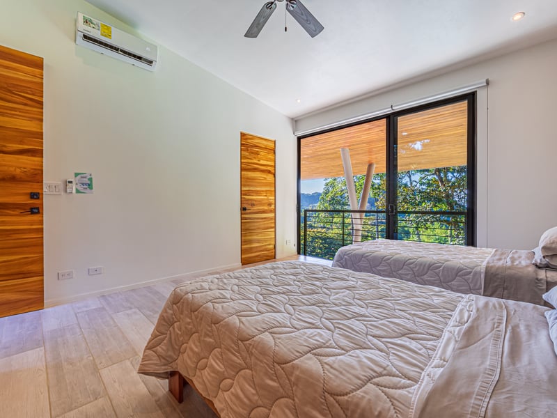 4 Bedroom Jungle Paradise with Ocean Views