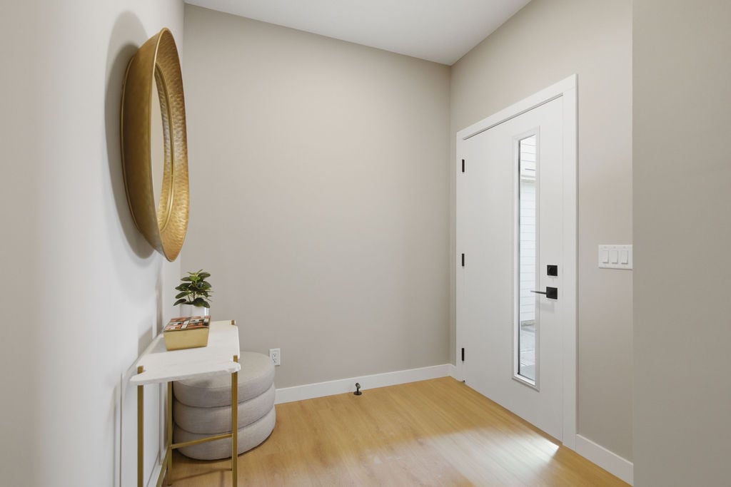 147 Belvedere Crescent SE