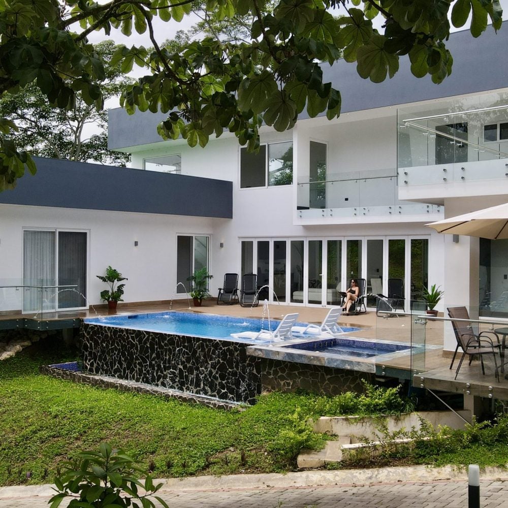 Modern Luxury Complex