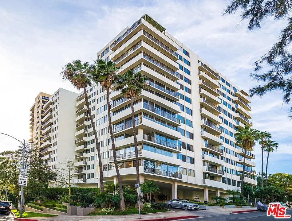10433 Wilshire Blvd APT 309