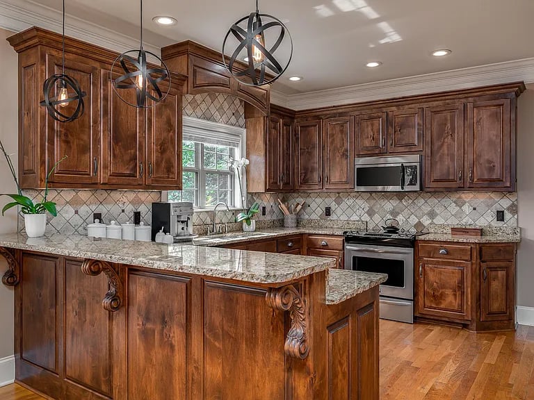 105 Rockingham Dr