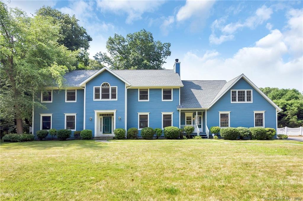 4 Foxfire Lane