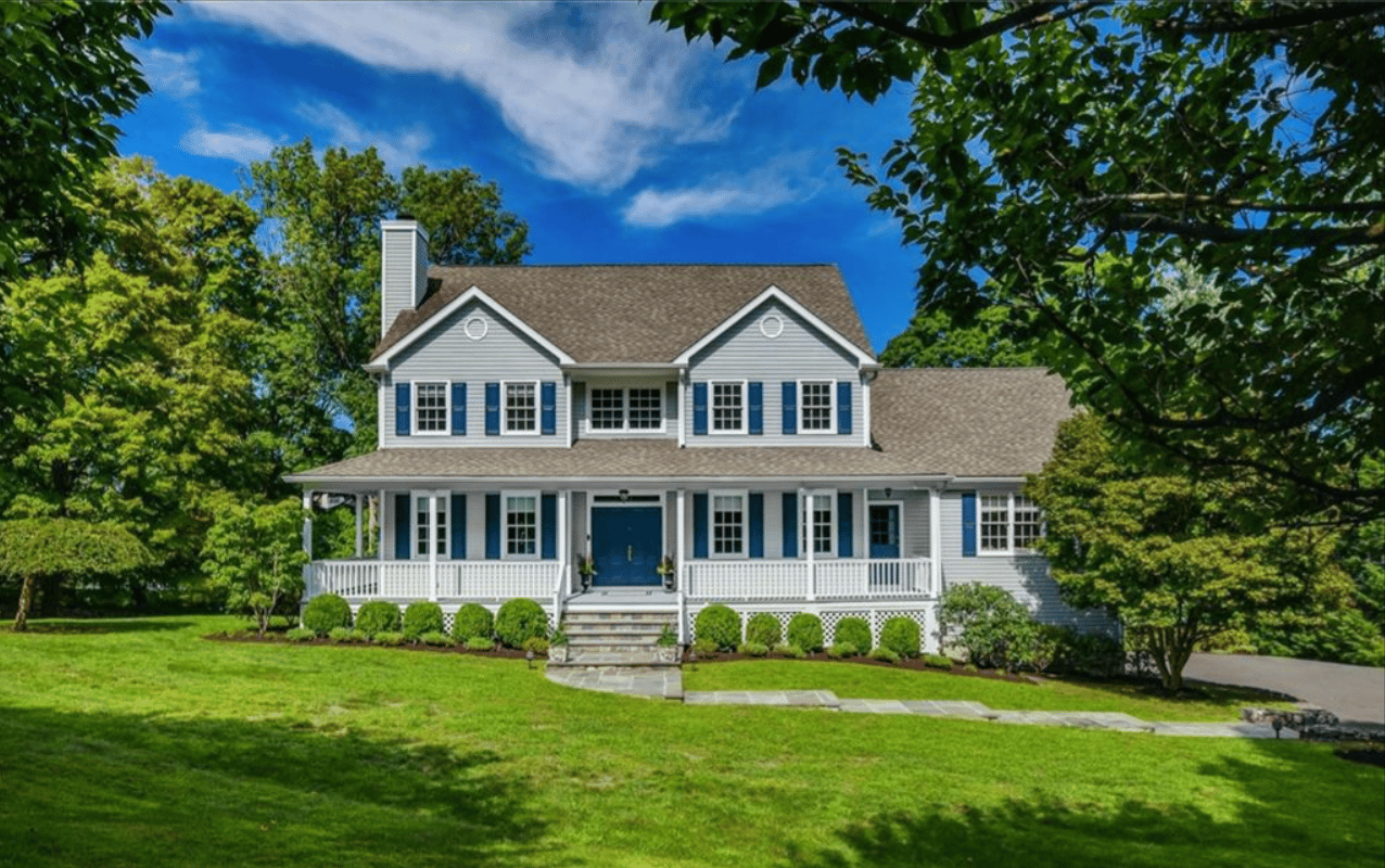 37 Overlook Drive, New Canaan, CT 06840 
