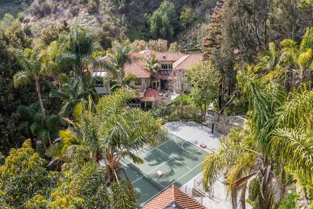 Estate Lodge