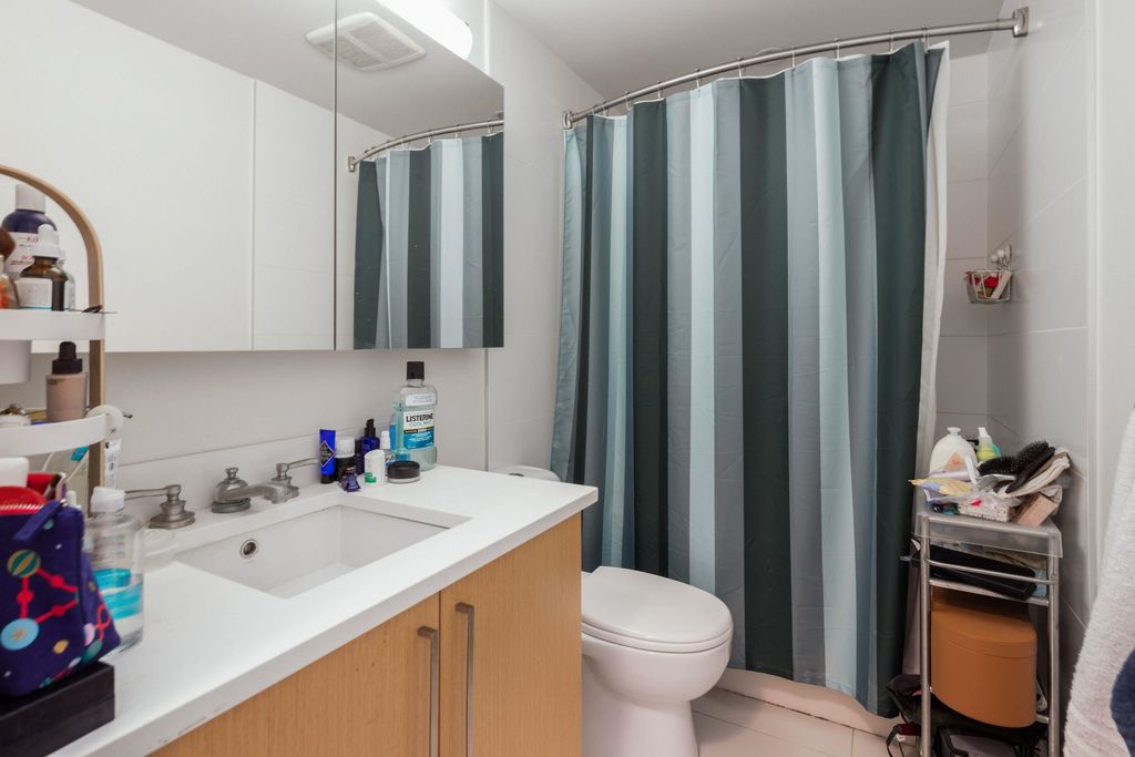 250 E 6th Ave, #456