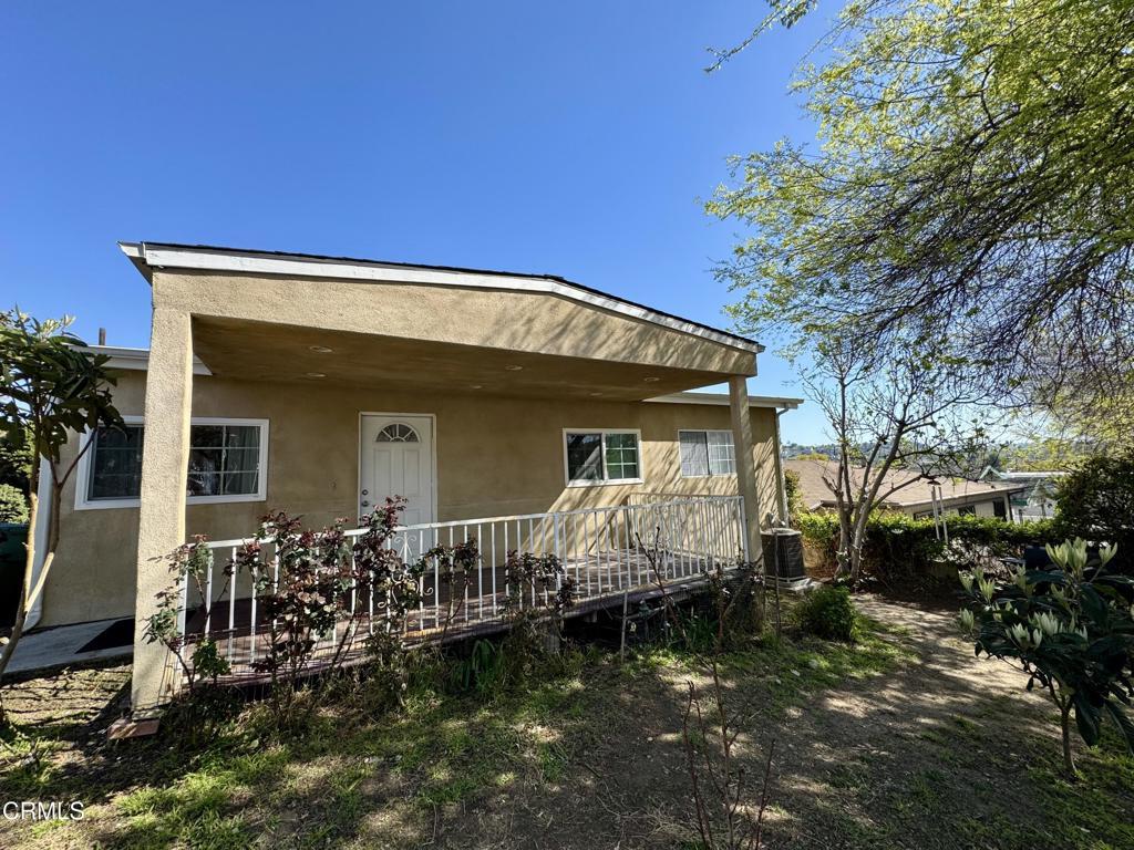 3756 Locke Ave