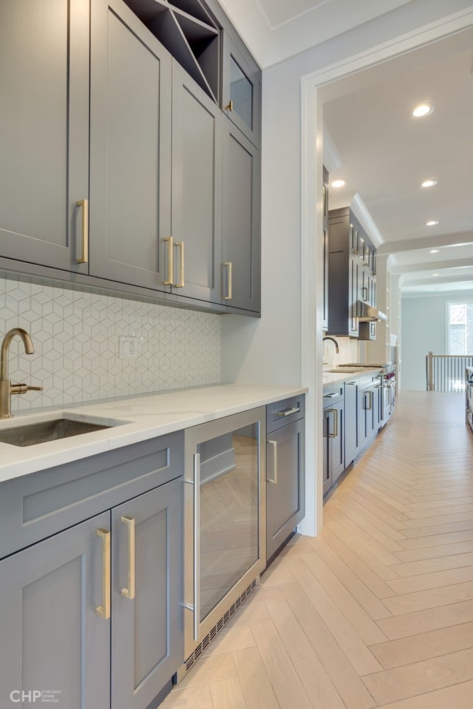 Sold | 2520 N Marshfield | $1,687,500