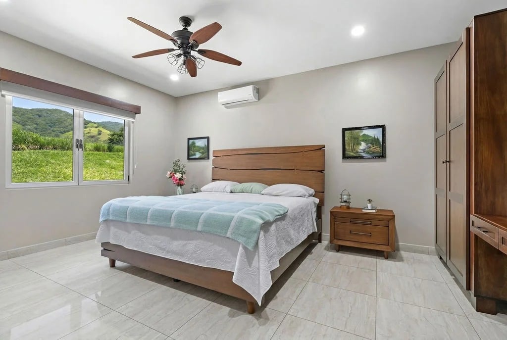 Ocean View Villa Isabella