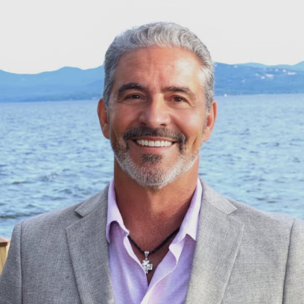 Stephen Mardis Moultonboro, FL Real Estate Agent Headshot