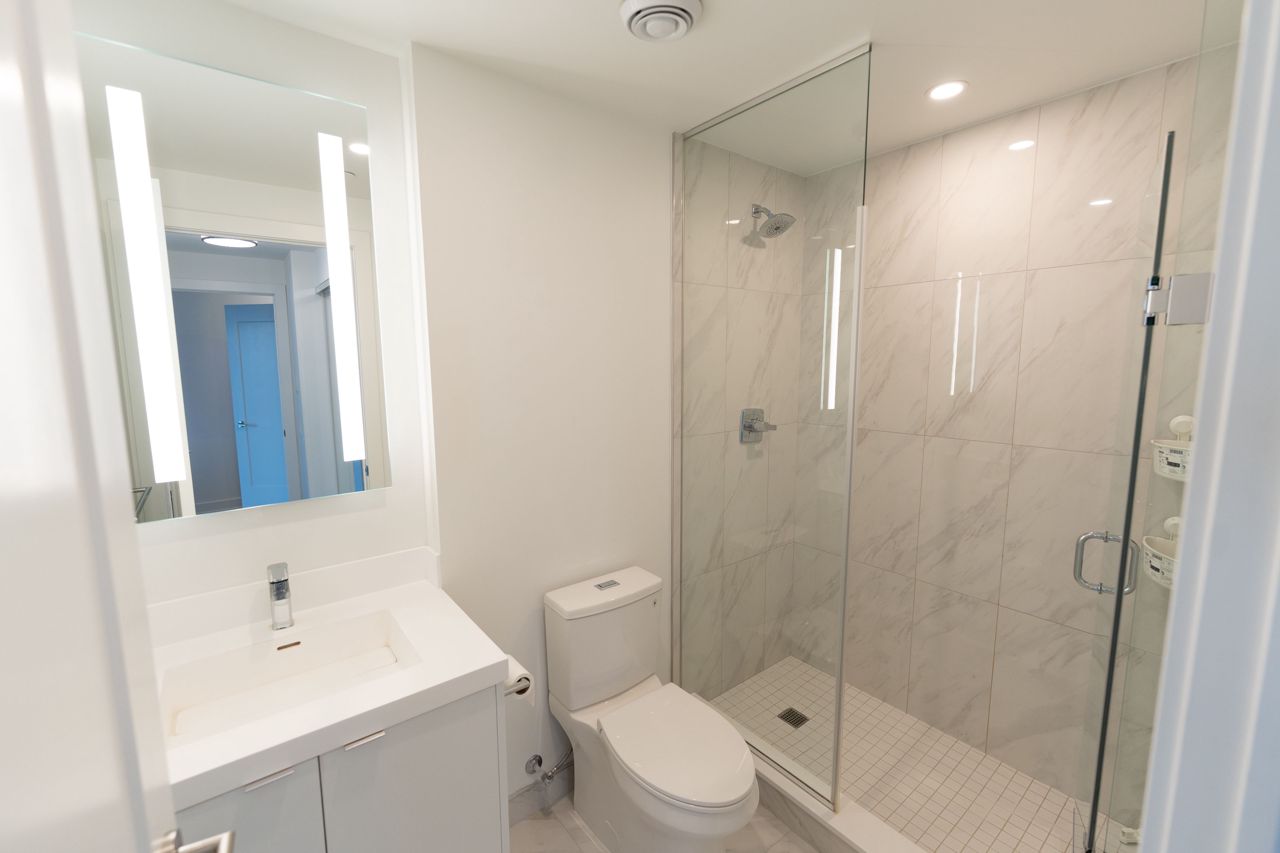 30 Inn on the Park Dr 3104