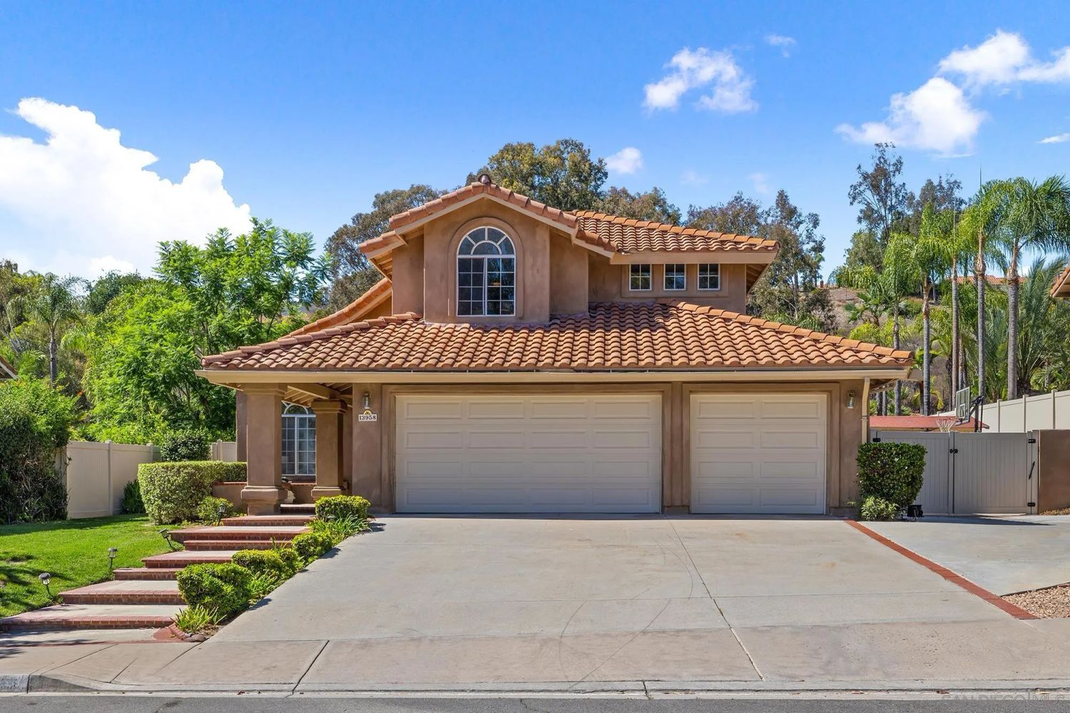 13958 Carriage Rd