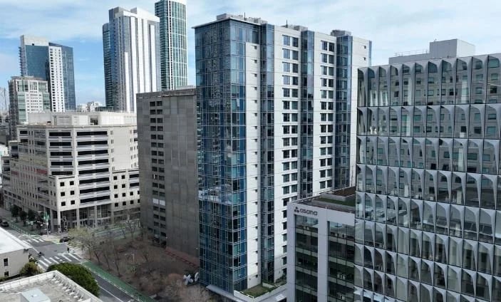 Blu Condos