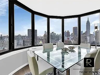 330 E 38th St APT 18B