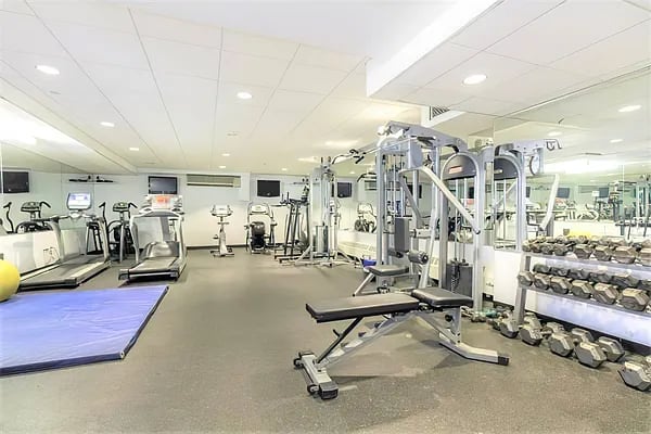 970 Kent Avenue #602