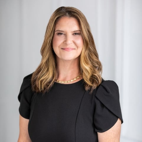 Wendy Hartunian Livonia, MI Real Estate Agent Headshot