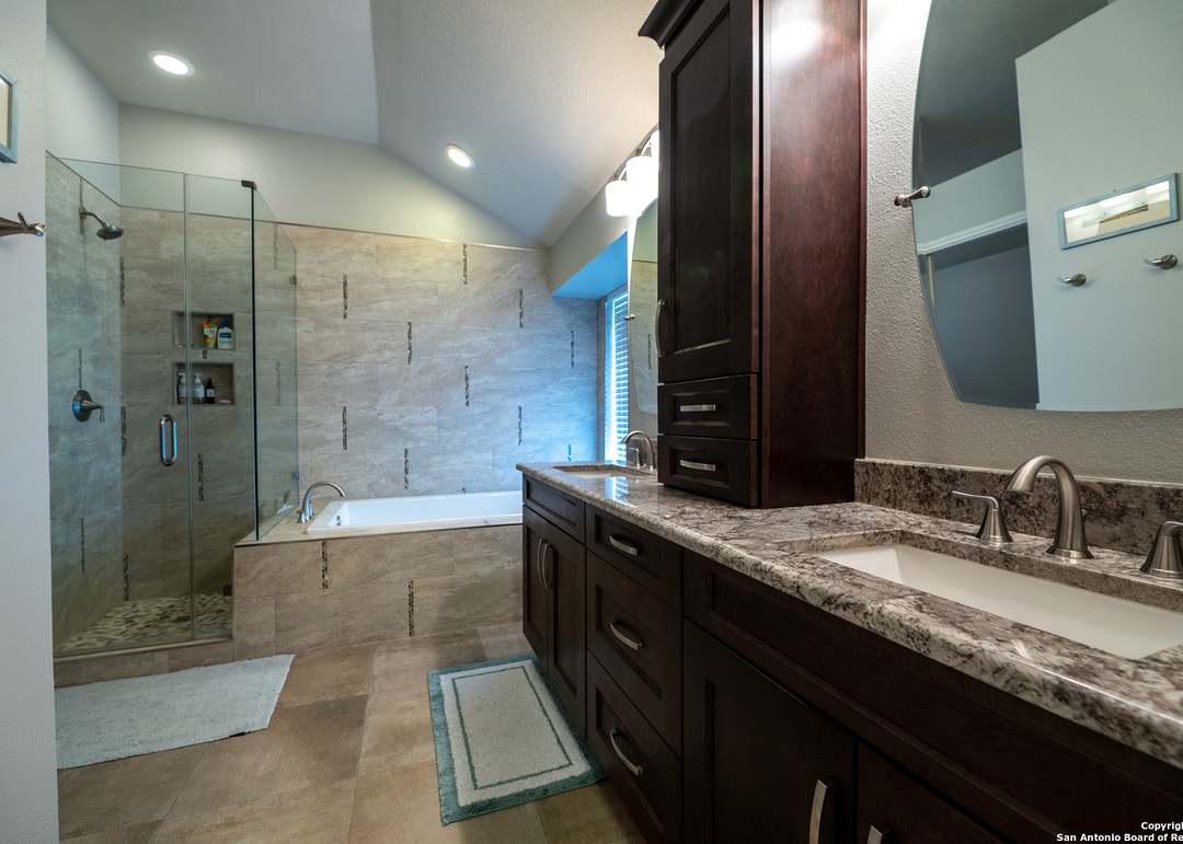 13714 Morningbluff Dr