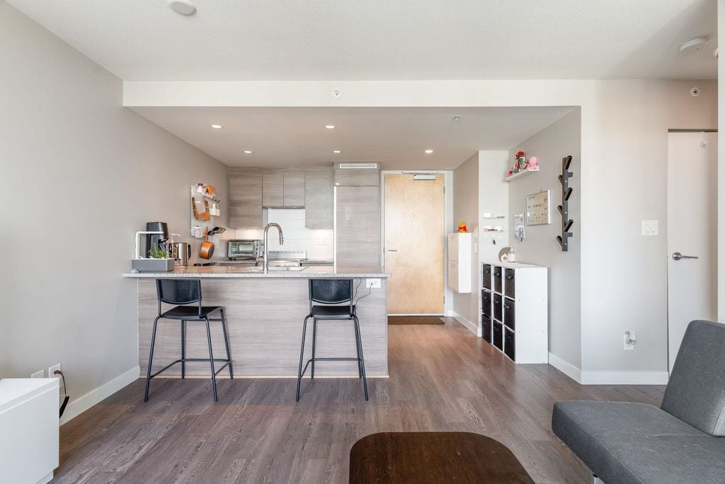 488 SW Marine Dr, #1205