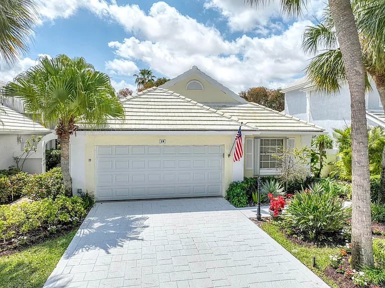 19 Brighton Ct