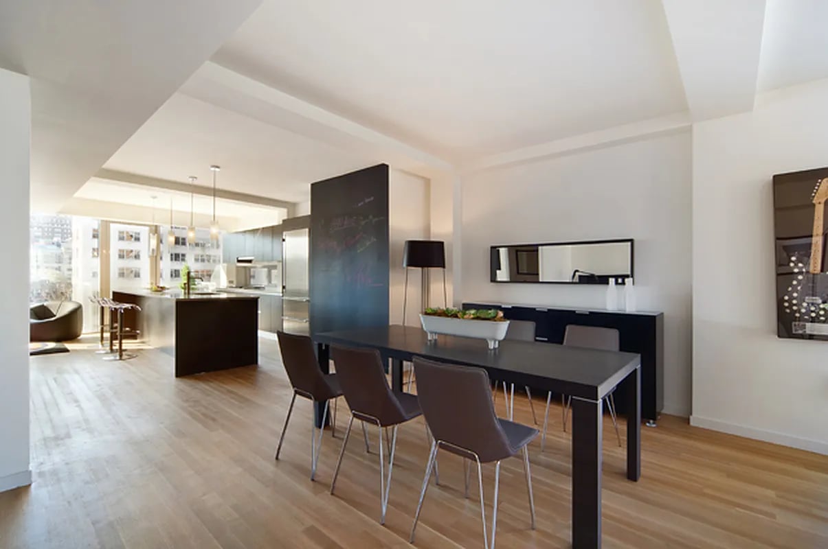 350 W 23rd St #PHAB