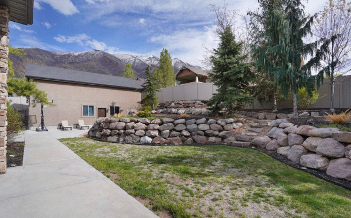 Santaquin Home
