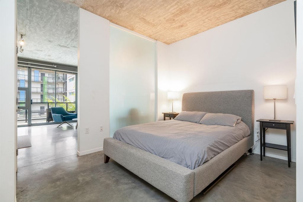 388 W 1st Ave, #206