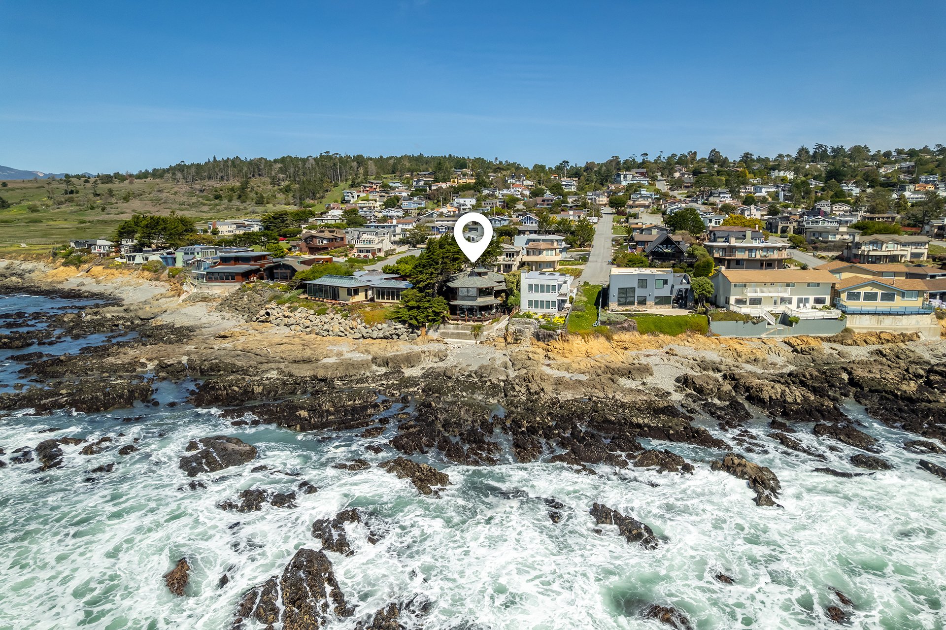 Oceanfront Luxury in Cambria - 2431 Sherwood Dr