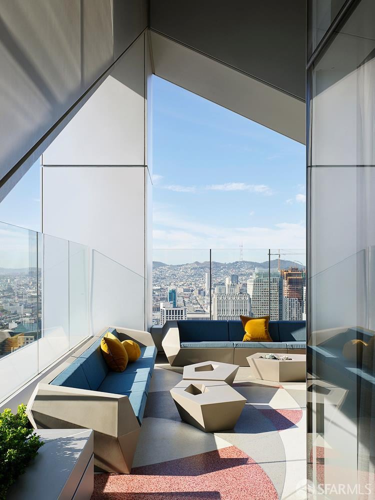 181 Fremont St #54M
