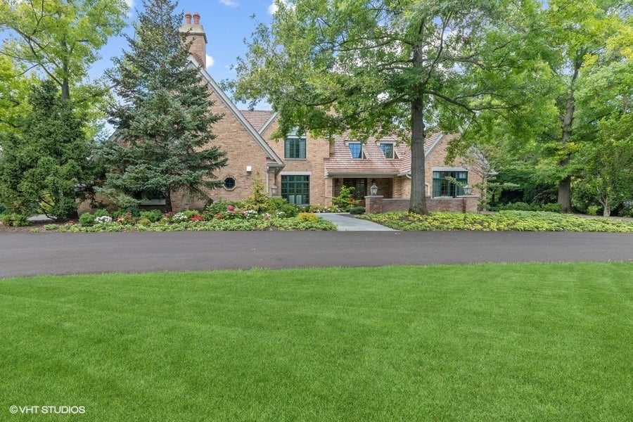550 Oak Knoll Dr