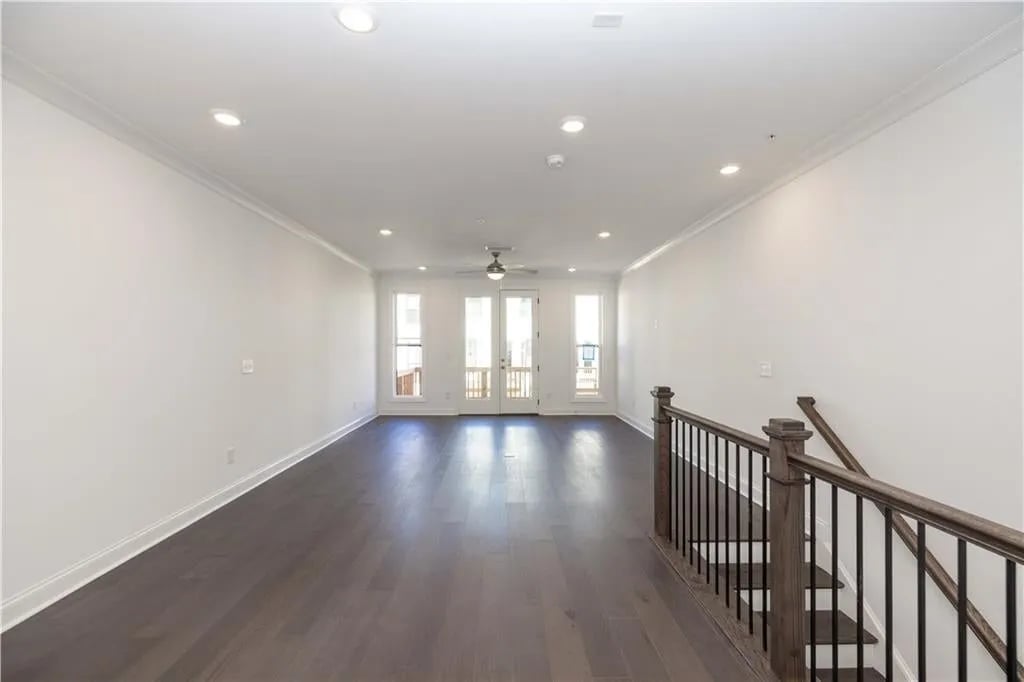 352 Olmstead Way, #28