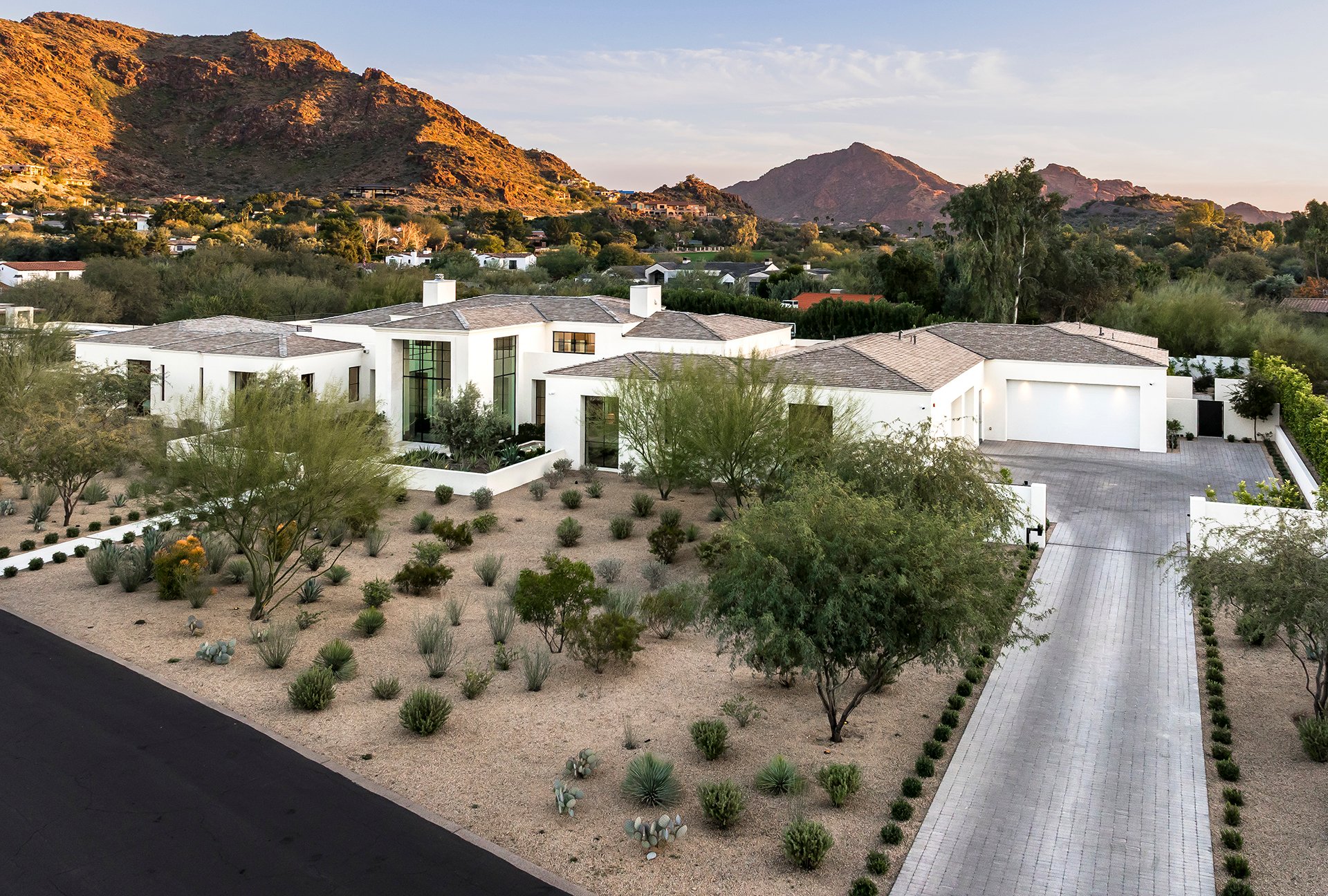 5029 E DESERT PARK Lane