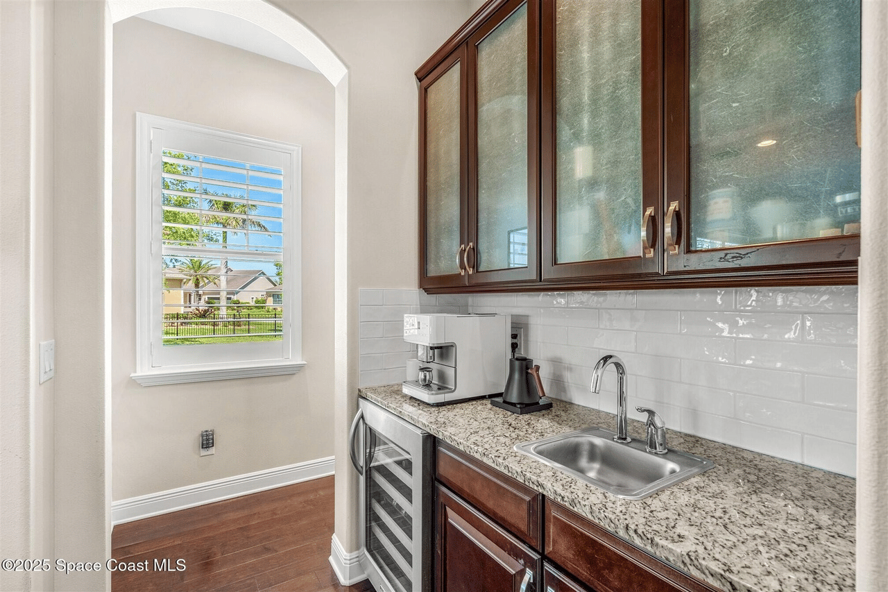 3077 Cortona Dr