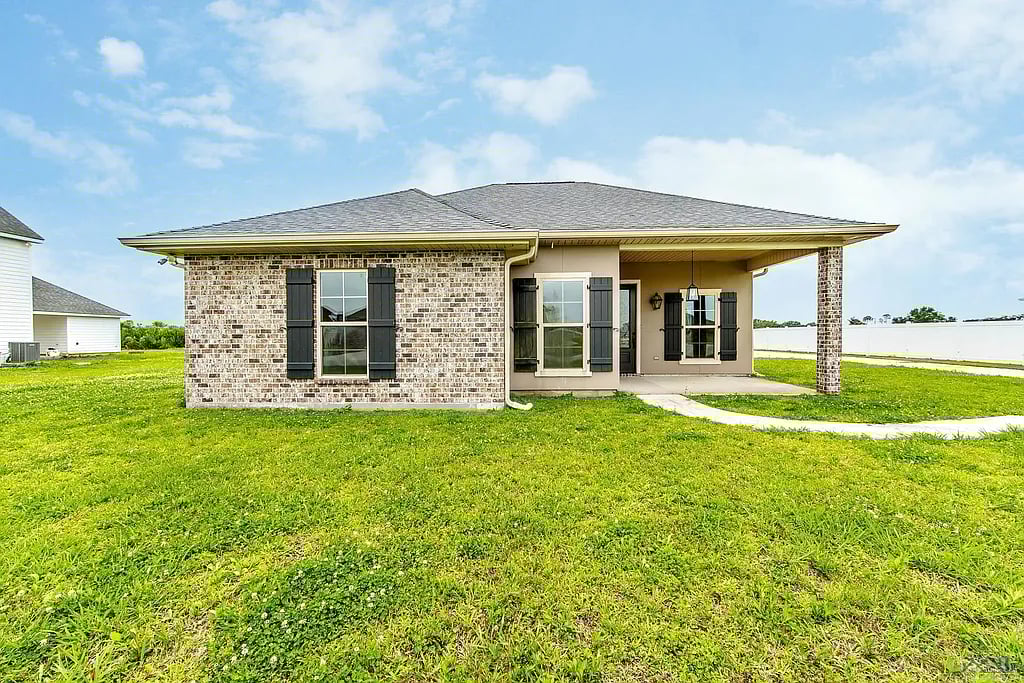 226 Bouverans Cir