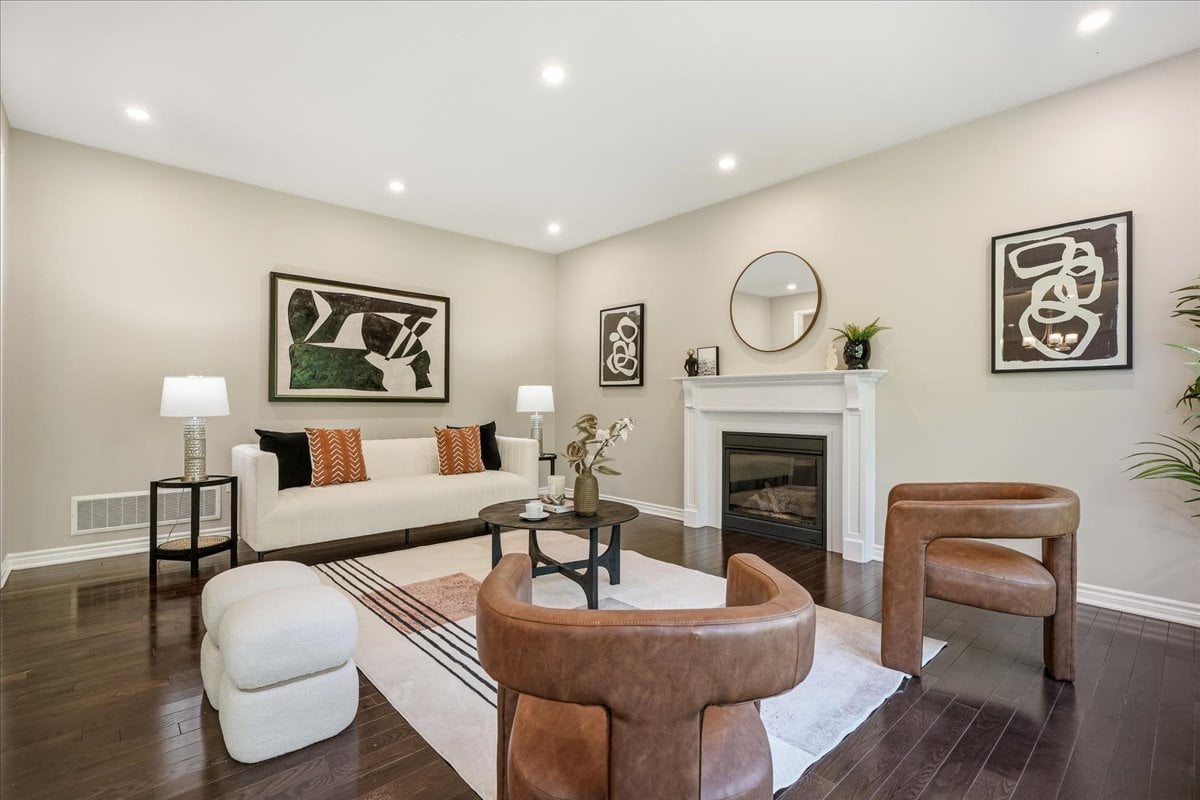 2383 Calloway Dr, Oakville