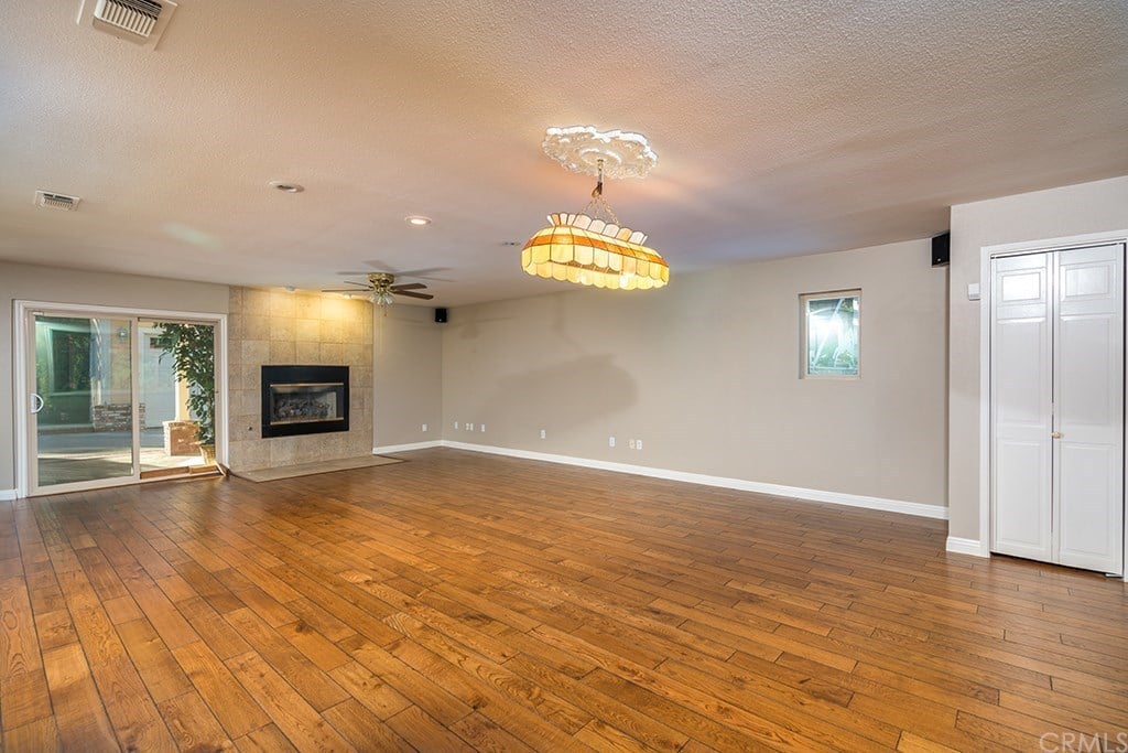 251 Summit Rd