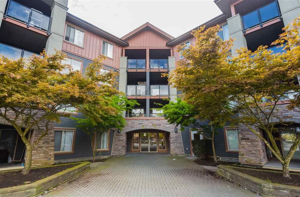 244 Sherbrooke St, #2217