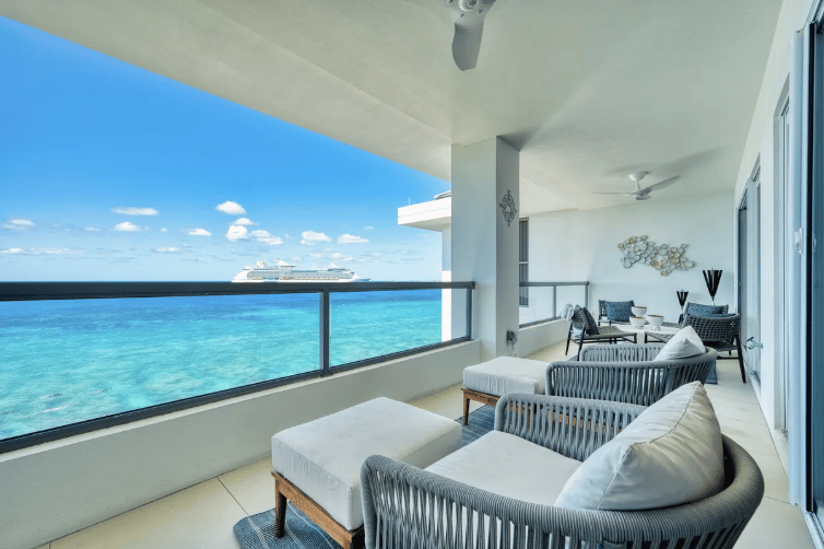 A CARIBBEAN DREAM PENTHOUSE