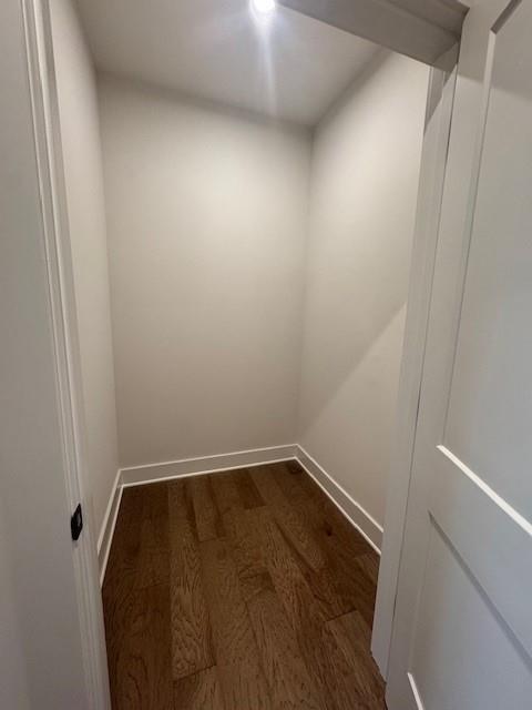 435 Chiswick Cir, #21