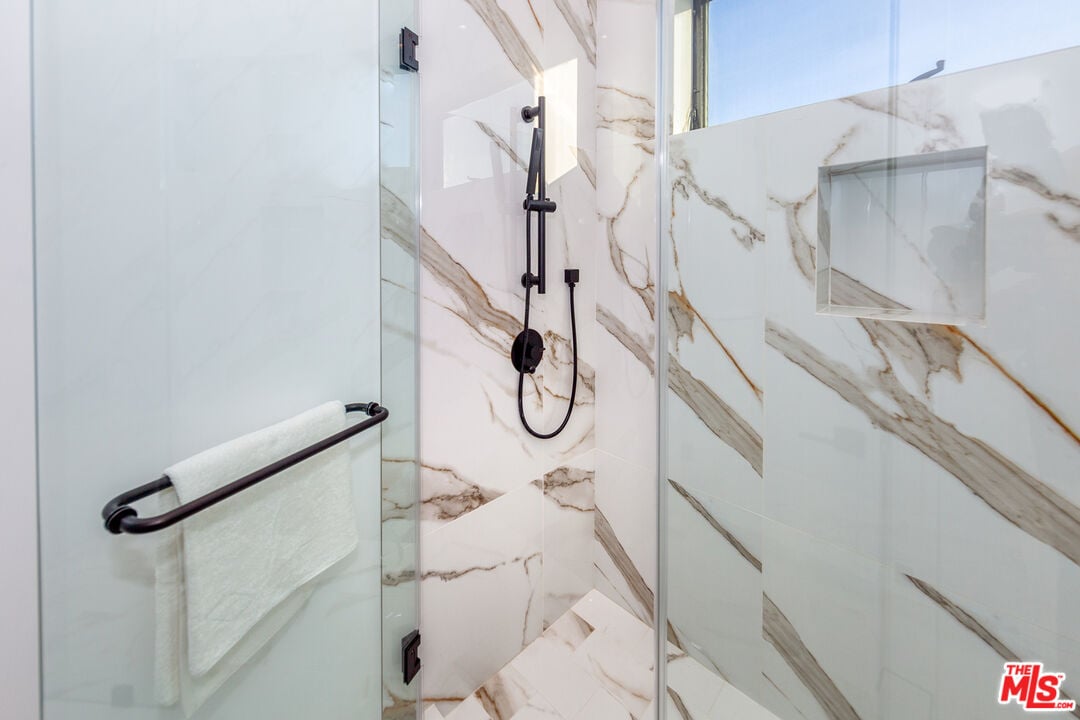 1635 S Sherbourne Dr