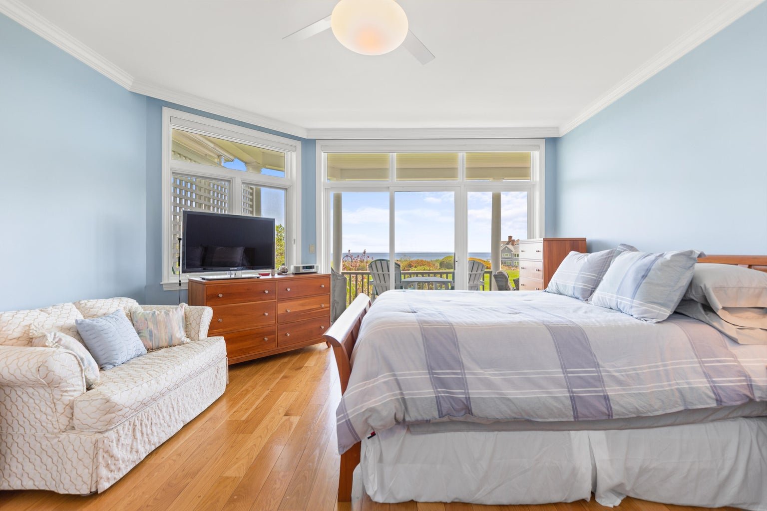 17 Atlantic Drive, Unit #: 17B