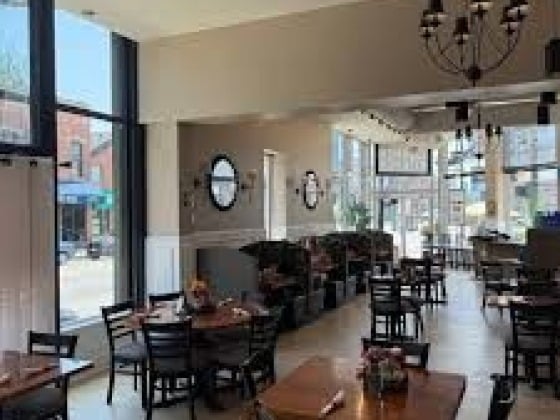 Lincoln Park Corner Kitchen